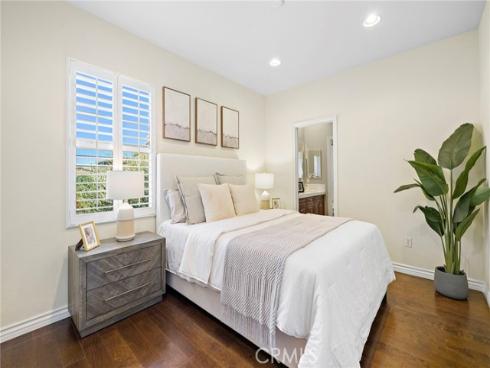 21  Paperbark  , Irvine, CA