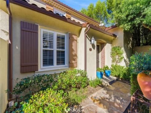 27  Gardenpath  , Irvine, CA