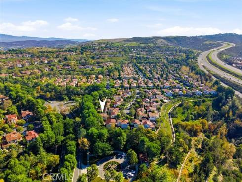 27  Gardenpath  , Irvine, CA