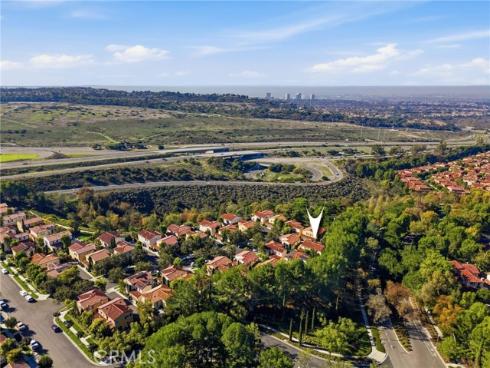 27  Gardenpath  , Irvine, CA