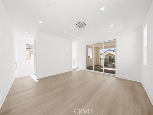 165  Sawbuck  , Irvine, CA