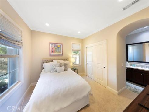 20  Ridge Valley  , Irvine, CA