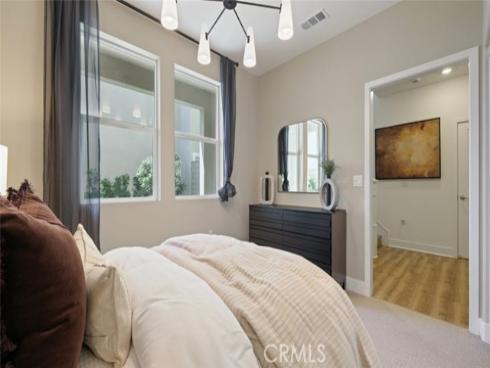 300  Junco  , Irvine, CA