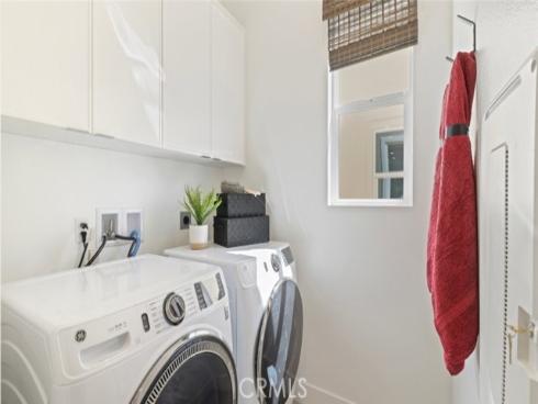 300  Junco  , Irvine, CA