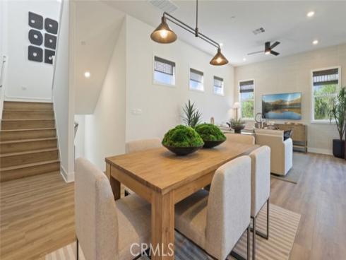 300  Junco  , Irvine, CA