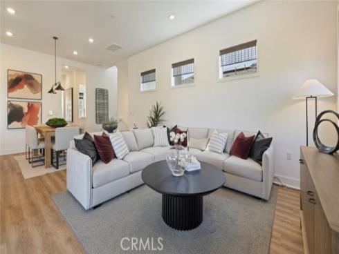 300  Junco  , Irvine, CA