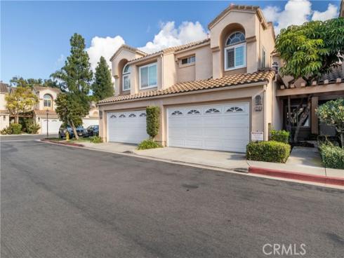28  Almador  , Irvine, CA