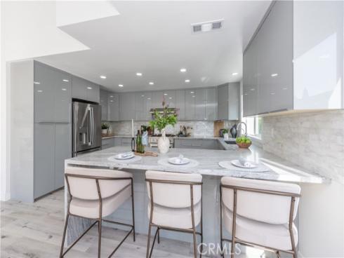 39  Cape Cod  , Irvine, CA