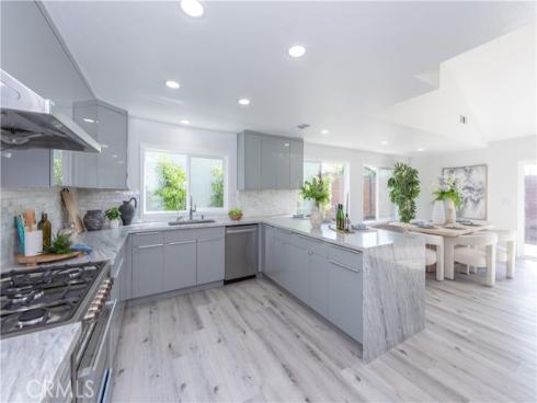 39  Cape Cod  , Irvine, CA