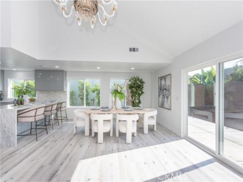 39  Cape Cod  , Irvine, CA