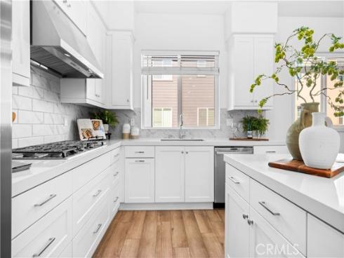 344  Tank  , Irvine, CA