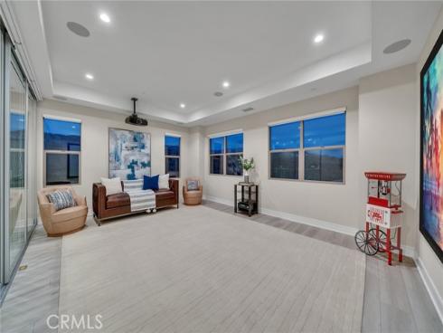 100  Albero  , Irvine, CA