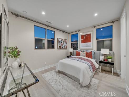 100  Albero  , Irvine, CA