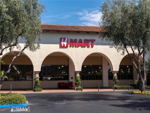 100  Albero  , Irvine, CA