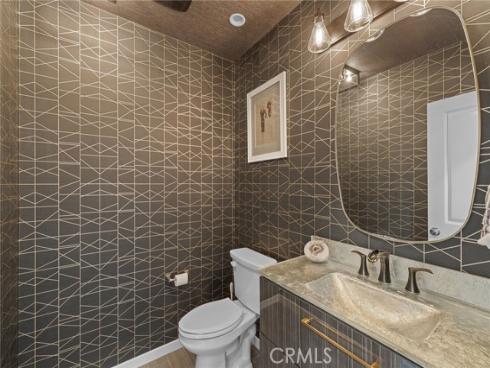 214 Elkhorn , Irvine, CA