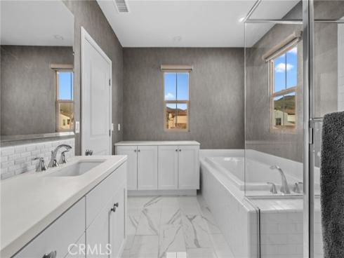 214 Elkhorn , Irvine, CA