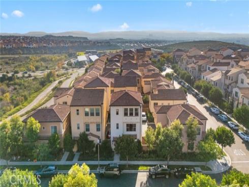 214 Elkhorn , Irvine, CA