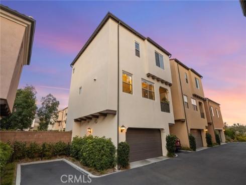 214 Elkhorn , Irvine, CA