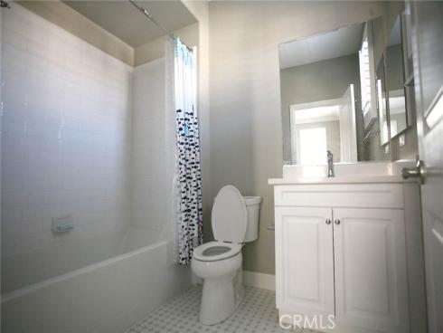 120  Long Fence  , Irvine, CA