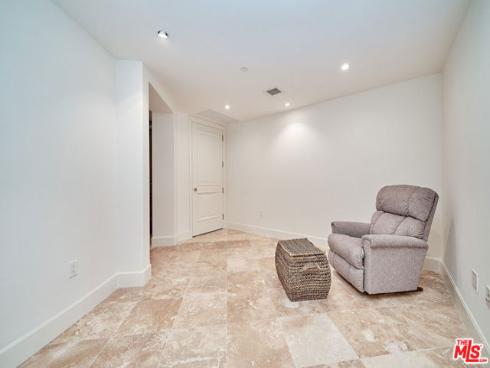 5072  Scholarship  505D , Irvine, CA