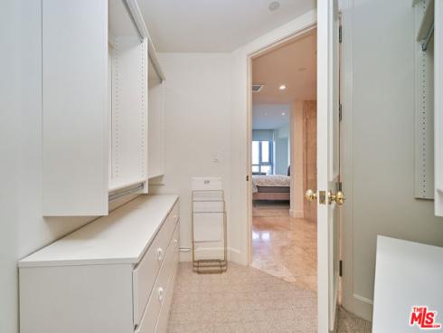 5072  Scholarship  505D , Irvine, CA