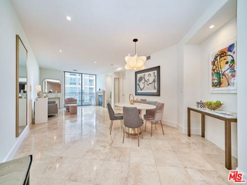 5072  Scholarship  505D , Irvine, CA