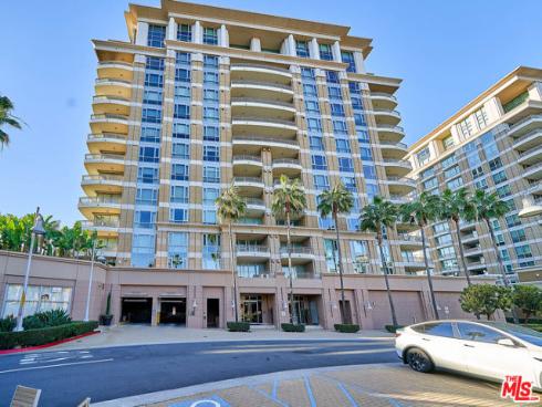 5072  Scholarship  505D , Irvine, CA