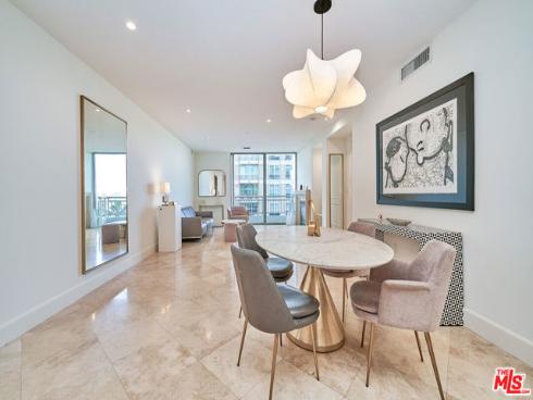 5072  Scholarship  505D , Irvine, CA