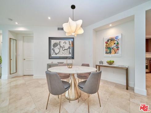 5072  Scholarship  505D , Irvine, CA