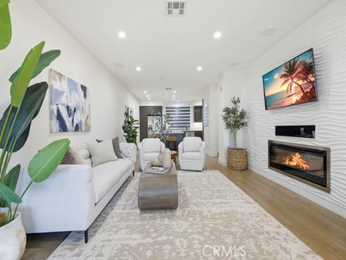 53  Gramercy  , Irvine, CA