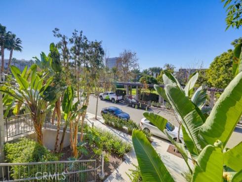 53  Gramercy  , Irvine, CA