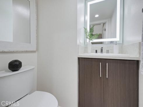 53  Gramercy  , Irvine, CA