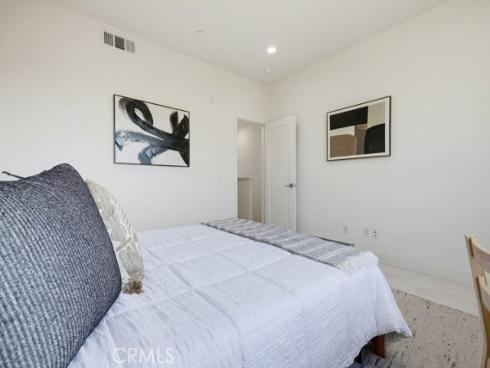 53  Gramercy  , Irvine, CA