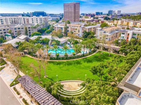 53  Gramercy  , Irvine, CA