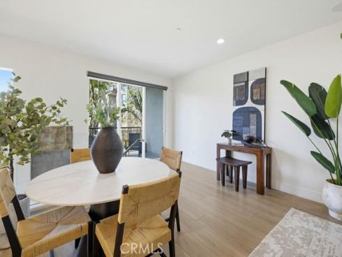 53  Gramercy  , Irvine, CA