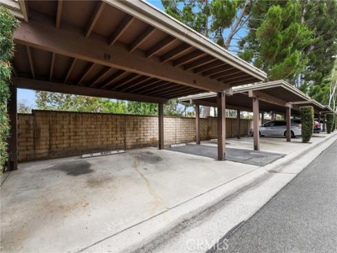 162  Pineview  , Irvine, CA