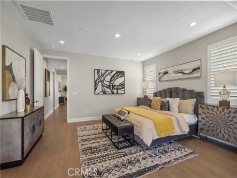 370  Sawbuck  , Irvine, CA