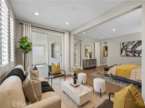 370  Sawbuck  , Irvine, CA