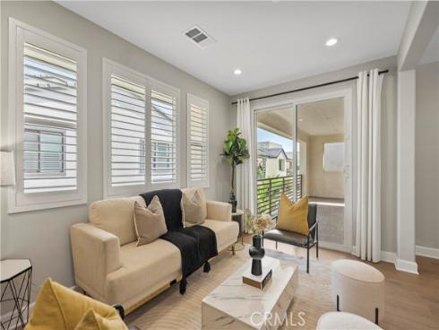 370  Sawbuck  , Irvine, CA