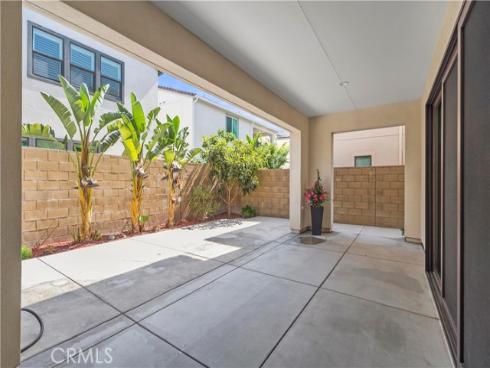 370  Sawbuck  , Irvine, CA