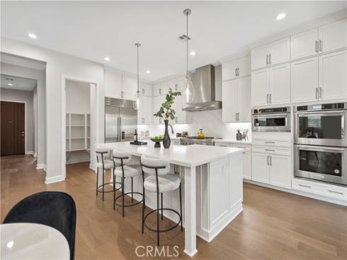 370  Sawbuck  , Irvine, CA