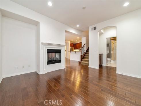 77  Hallmark  , Irvine, CA