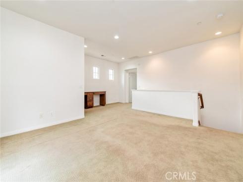 77  Hallmark  , Irvine, CA