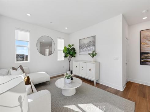 418 Lobata , Irvine, CA