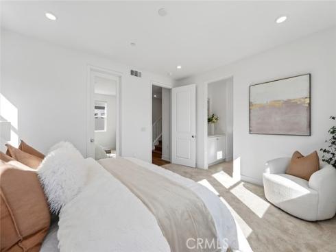 418 Lobata , Irvine, CA