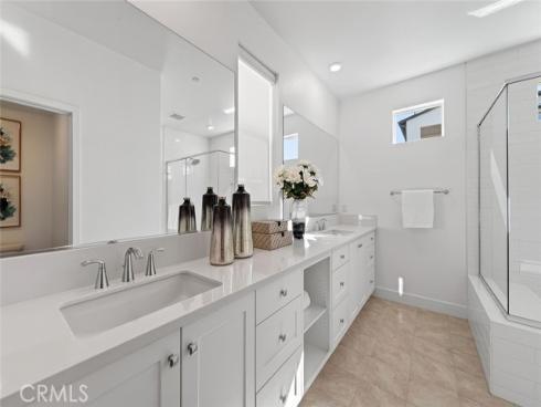 418 Lobata , Irvine, CA