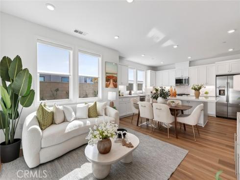 418 Lobata , Irvine, CA