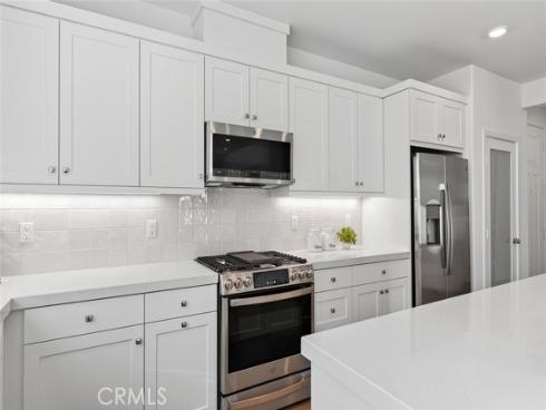 418 Lobata , Irvine, CA