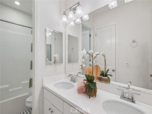 57  Strawberry Grove  , Irvine, CA