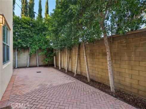 57  Strawberry Grove  , Irvine, CA